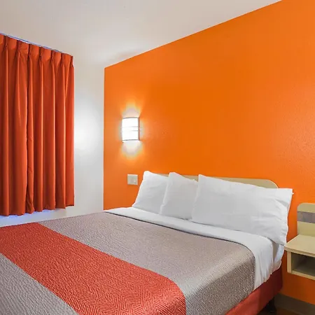 Motel 6-Whitby, On - Toronto East Exterior photo