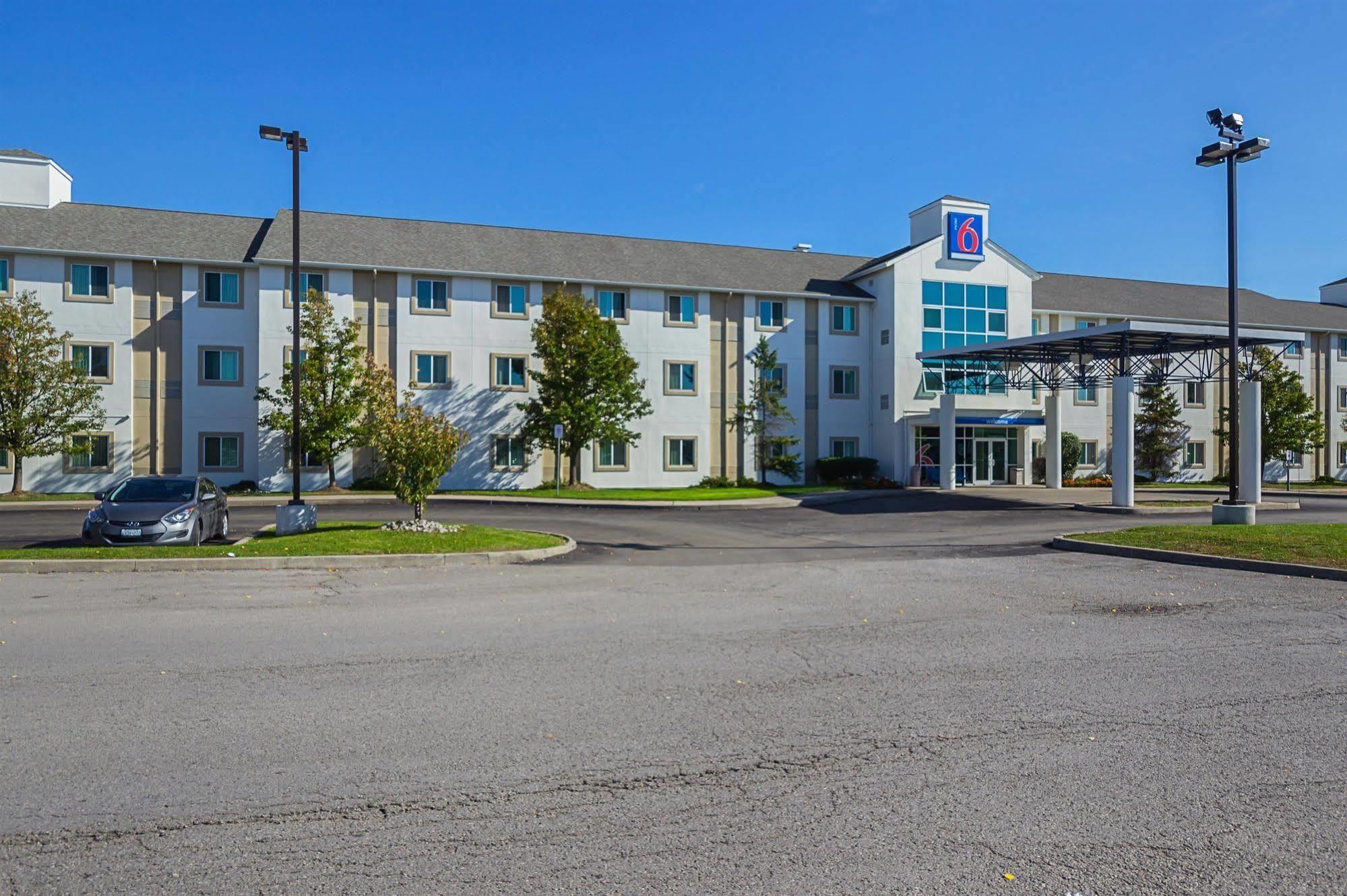 6-whitby, On - Toronto East Hotel 2*